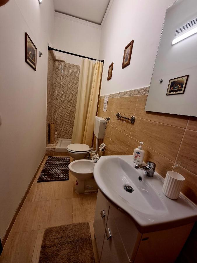 B&B Centrale Месина Екстериор снимка